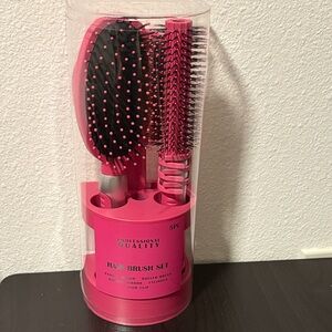 New 5 Pc Pink Brush Set